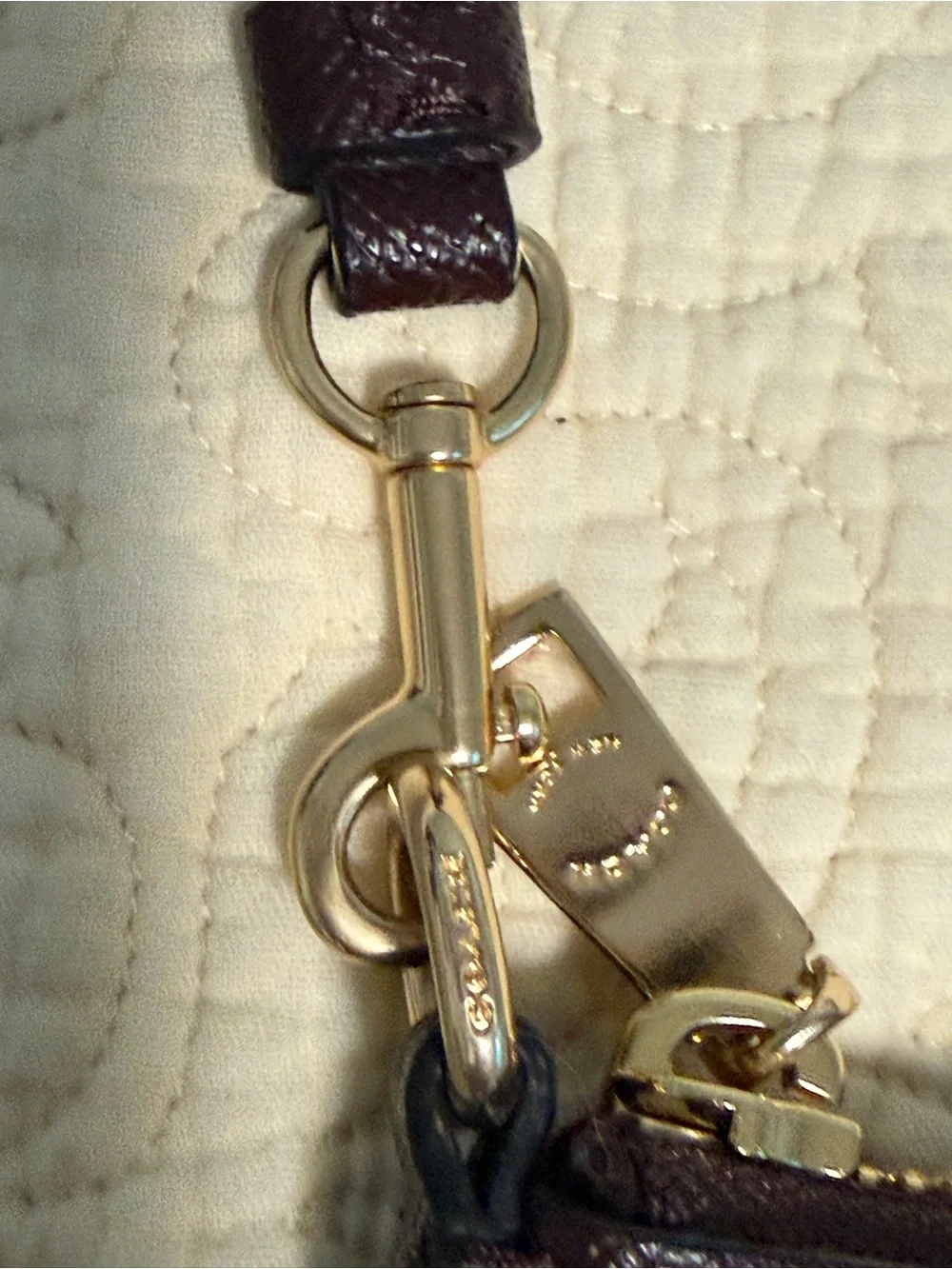 Coach “Kitt” Messenger Crossbody Bag in Oxblood Crossgrain Leather! Like New! - Picture 10 of 14